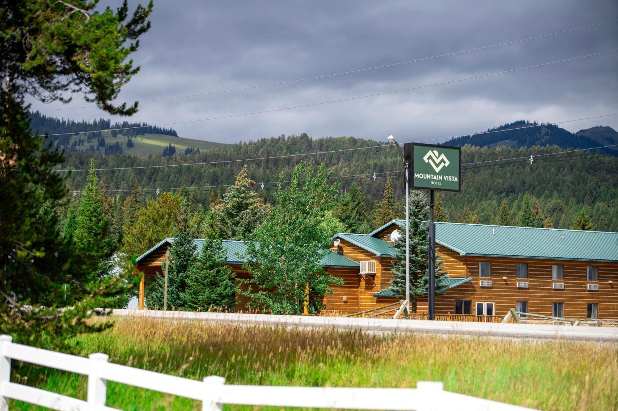 Mountain Vista Hotel West Yellowstone Exterior foto
